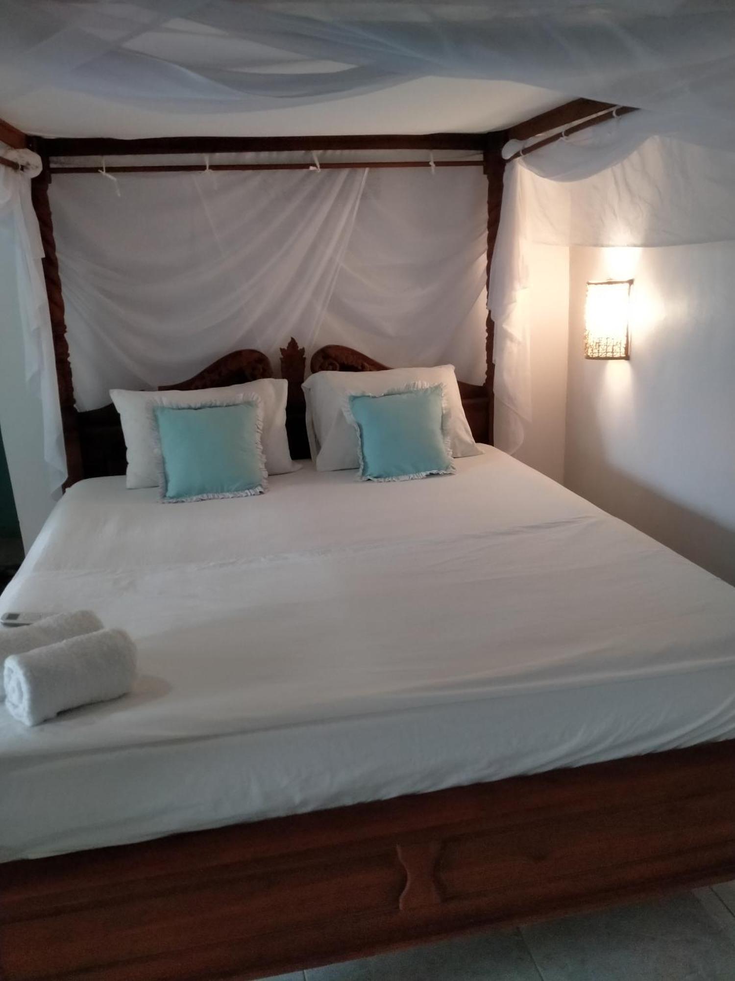 Villa Exotic House à Gili Meno Chambre photo
